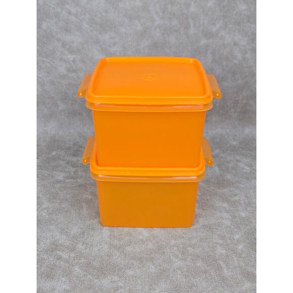Set of 2 Tupperware Square Away Orange Containers - Picture 1 of 5